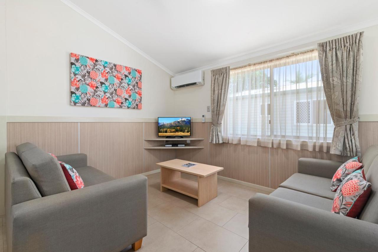 แอชมอร์ ปาล์มส์ ฮอลิเดย์ วิลเลจ Hotel โกลด์โคสต์ ภายนอก รูปภาพ